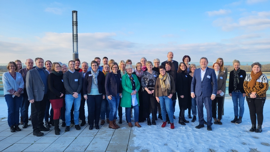 Das Flughafenforum war Startbahn für eine gemeinsame Zukunftsplanung des "zweigliedrigen" Jugendamtes im Kreis Paderborn (Foto: Kreis Paderborn)